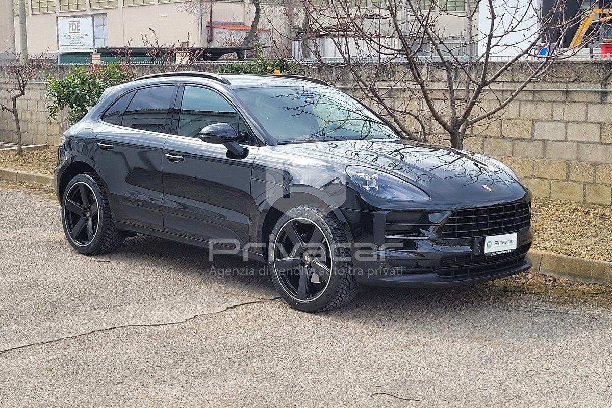 PORSCHE Macan 2.0