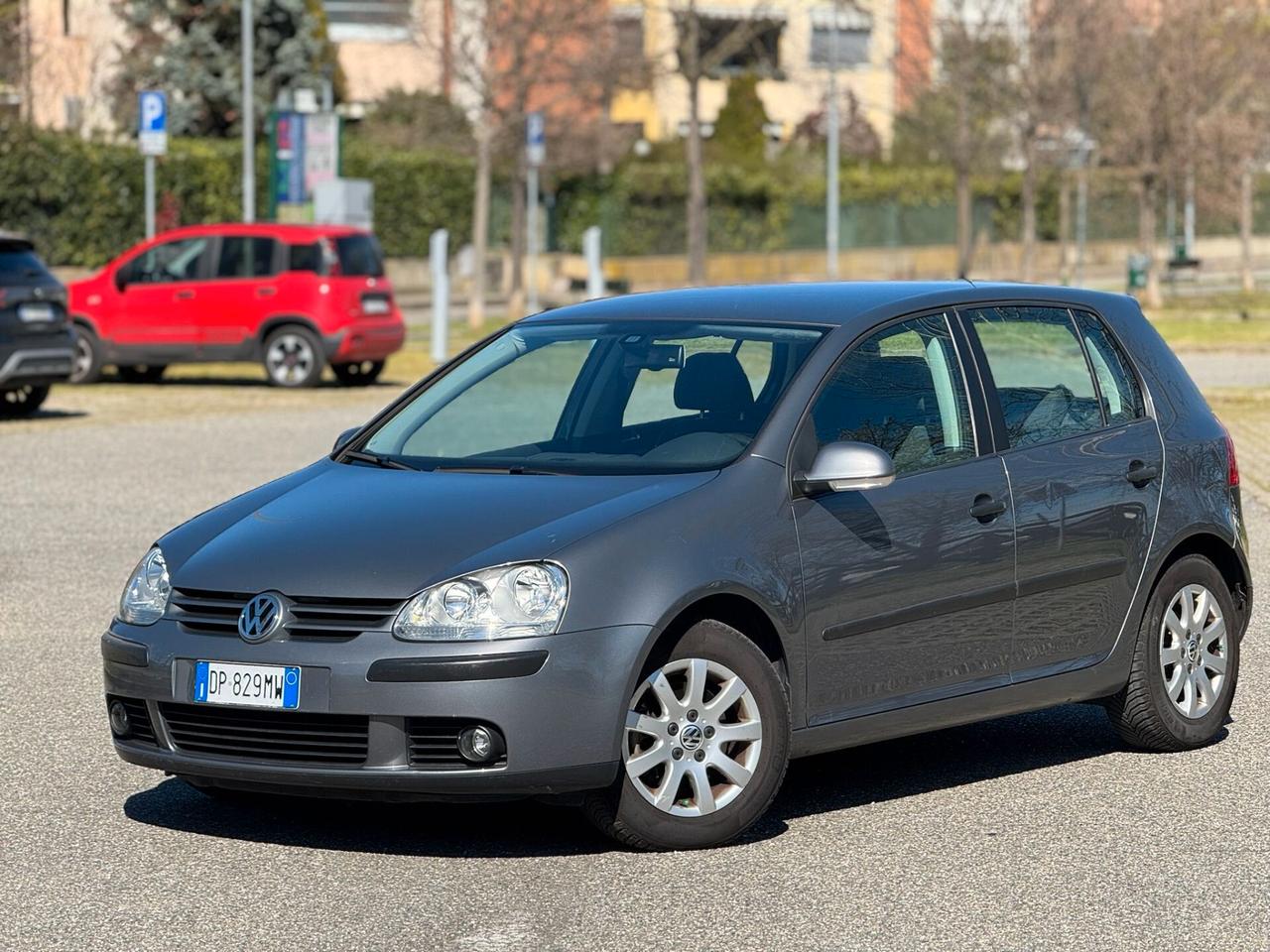 Volkswagen Golf 1.4 16V TSI 5p. DSG 7G x neopatentati