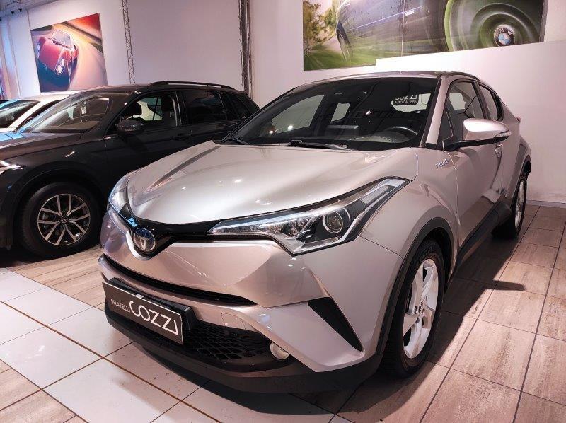 TOYOTA C-HR - C-HR 1.8 Hybrid E-CVT Business