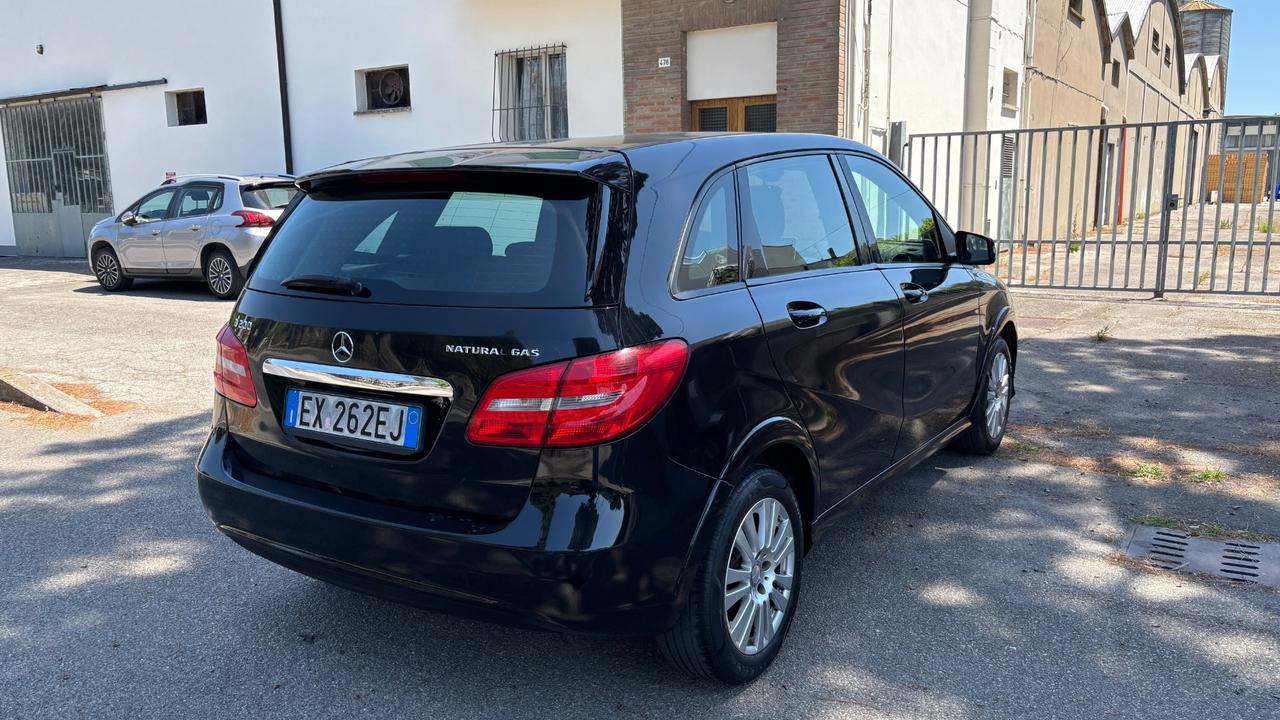 Mercedes-benz B 200 NGD Executive
