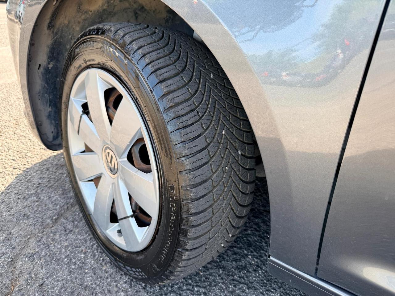 Volkswagen Touran 1.6 TDI UNIPRO 7 POSTI