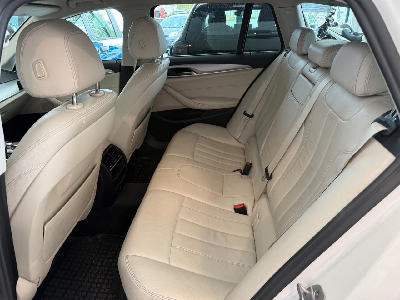 Bmw 530d xDrive 249CV Touring Business