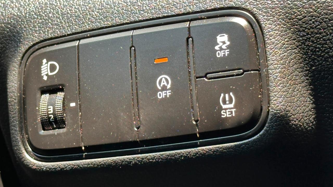 Hyundai i20 1.2 MPI GPL Connectline 2022 PERFETTA NEOP leggi testo
