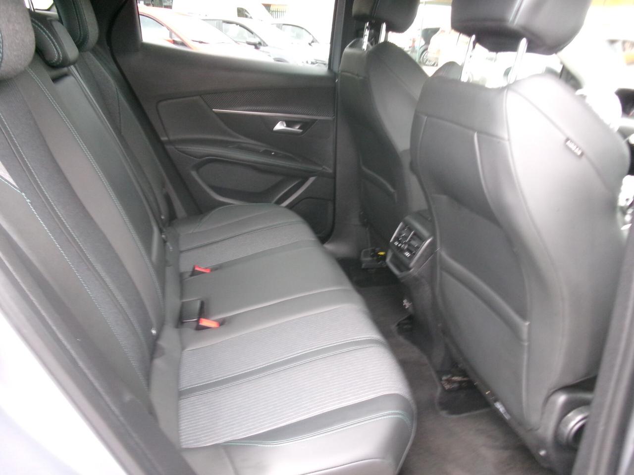 Peugeot 3008 1.5 BLUEHDI 130CV E6D ALLURE PACK S NAVI/PDC/LED 96000 KM MANUALE