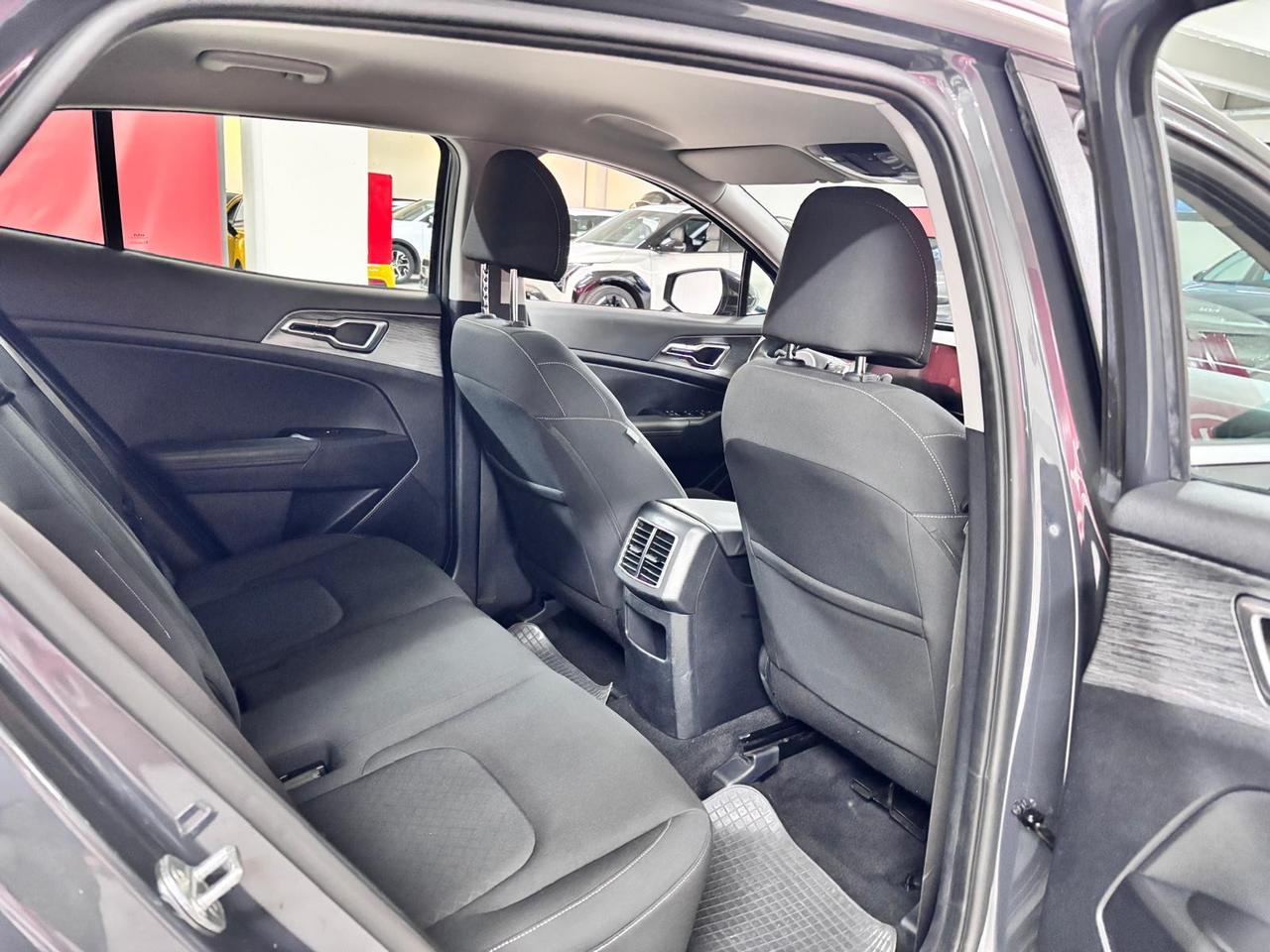 KIA Sportage 1.6 tgdi mhev Business imt