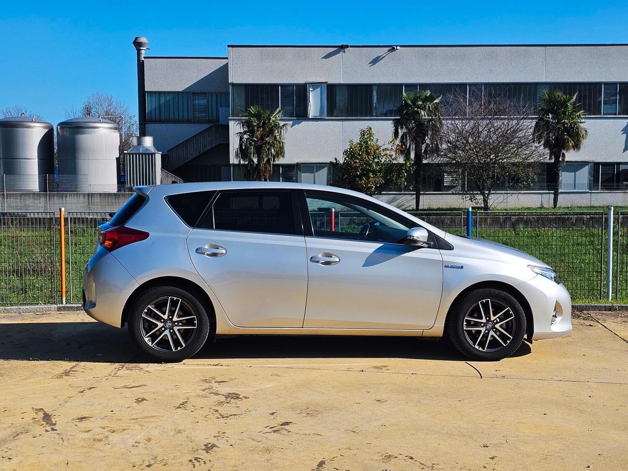 Toyota Auris 1.8 Hybrid Active Plus