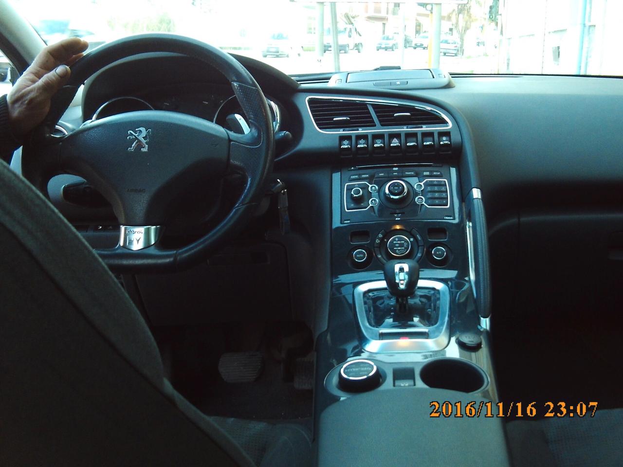 Peugeot 3008 HYbrid4 91g