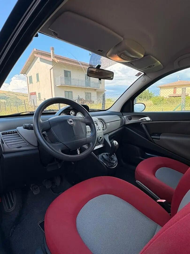 Lancia Ypsilon 1.3 Multijet 16V Oro