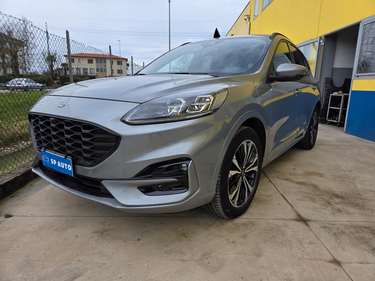Ford Kuga Plug In Hybrid ST-Line X - 2021