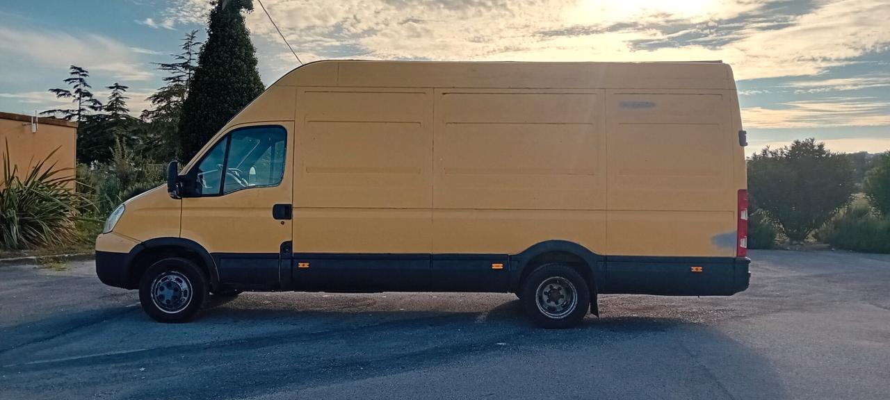 Iveco Daily 35S18P 3.0 Hpt maxi gancio traino