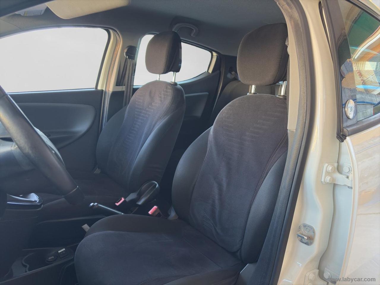 LANCIA Ypsilon 0.9 T.Air 85CV 5p. Met.Ec. Gold