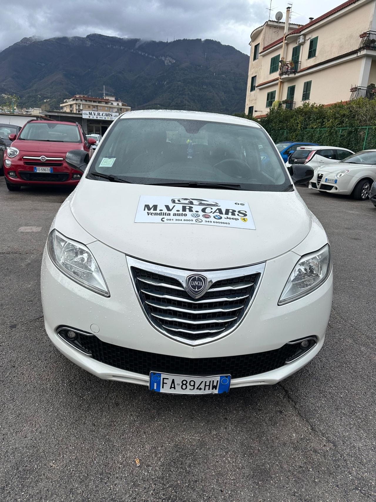 Lancia Ypsilon 1.2 69 CV 5 porte GPL Ecochic Platinum
