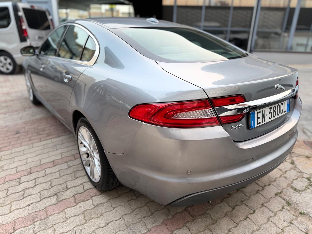 Jaguar XF 2.2 D 190 CV Prestige 2012