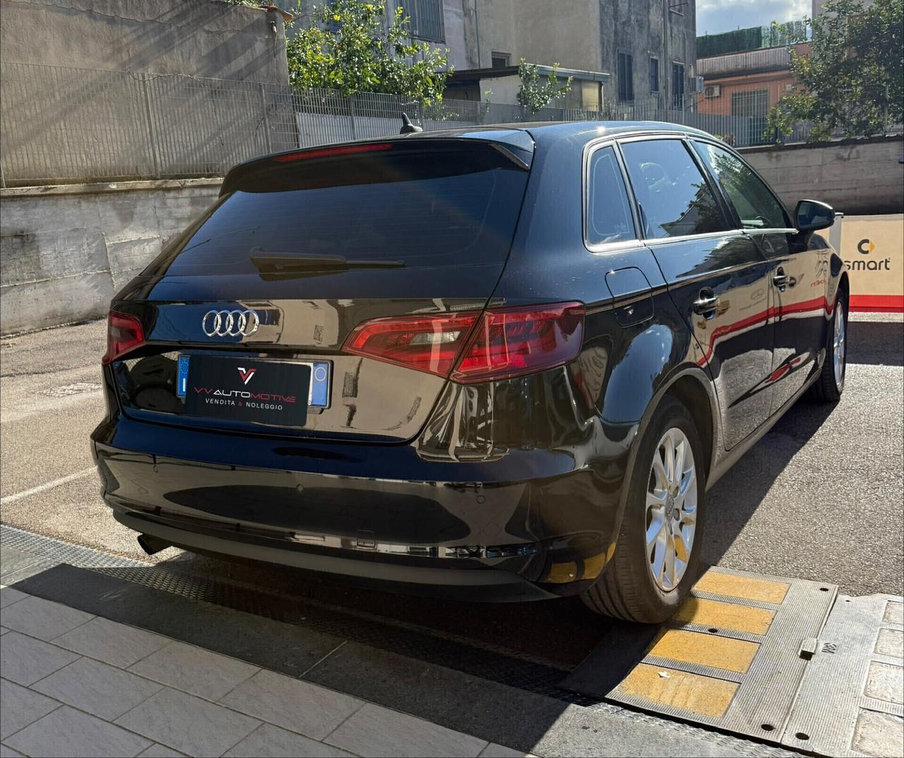 Audi A3 SPB 1.6 TDI clean diesel S tronic Business