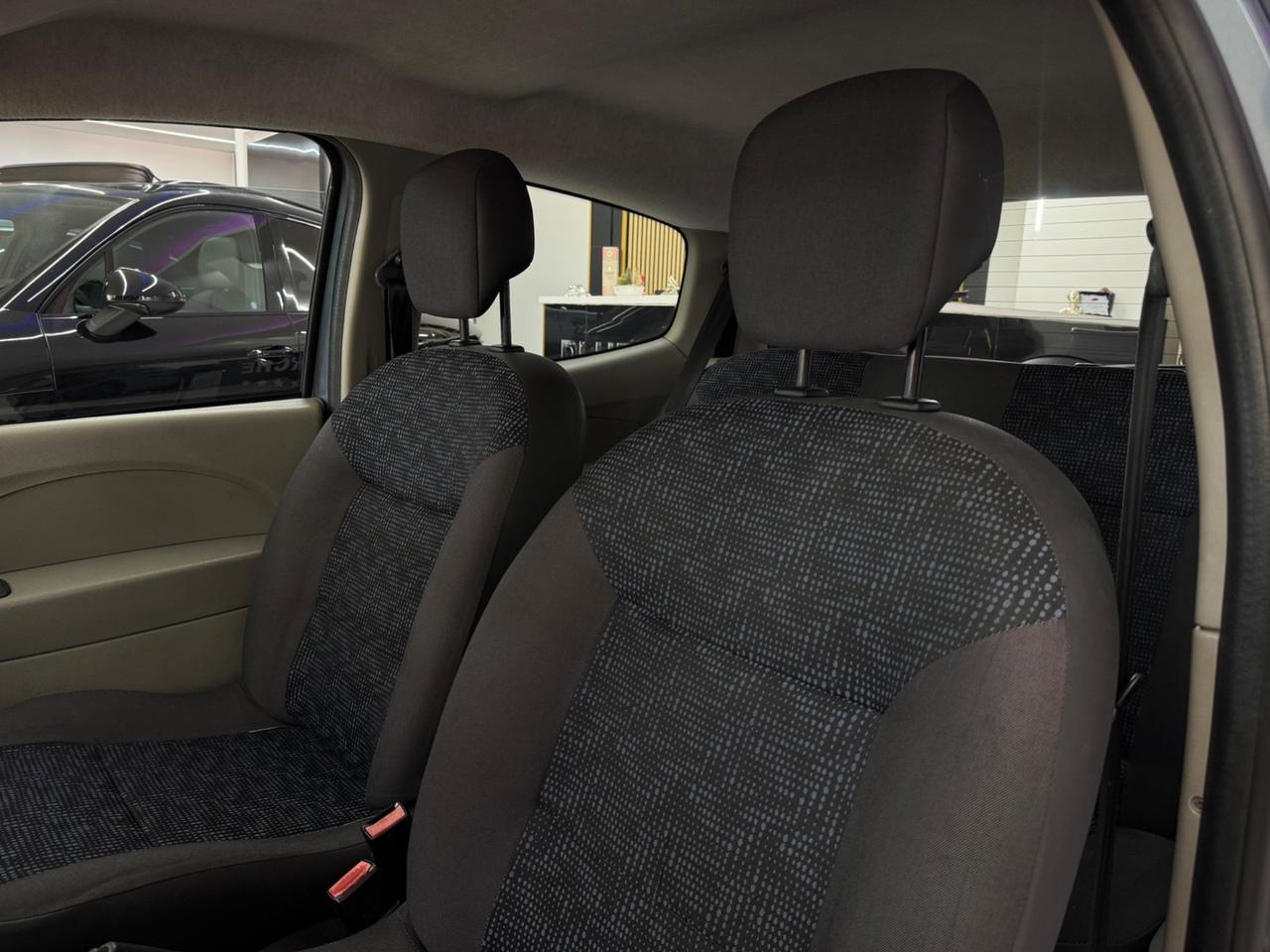Renault Twingo 1.2 Dynamique Full Opt