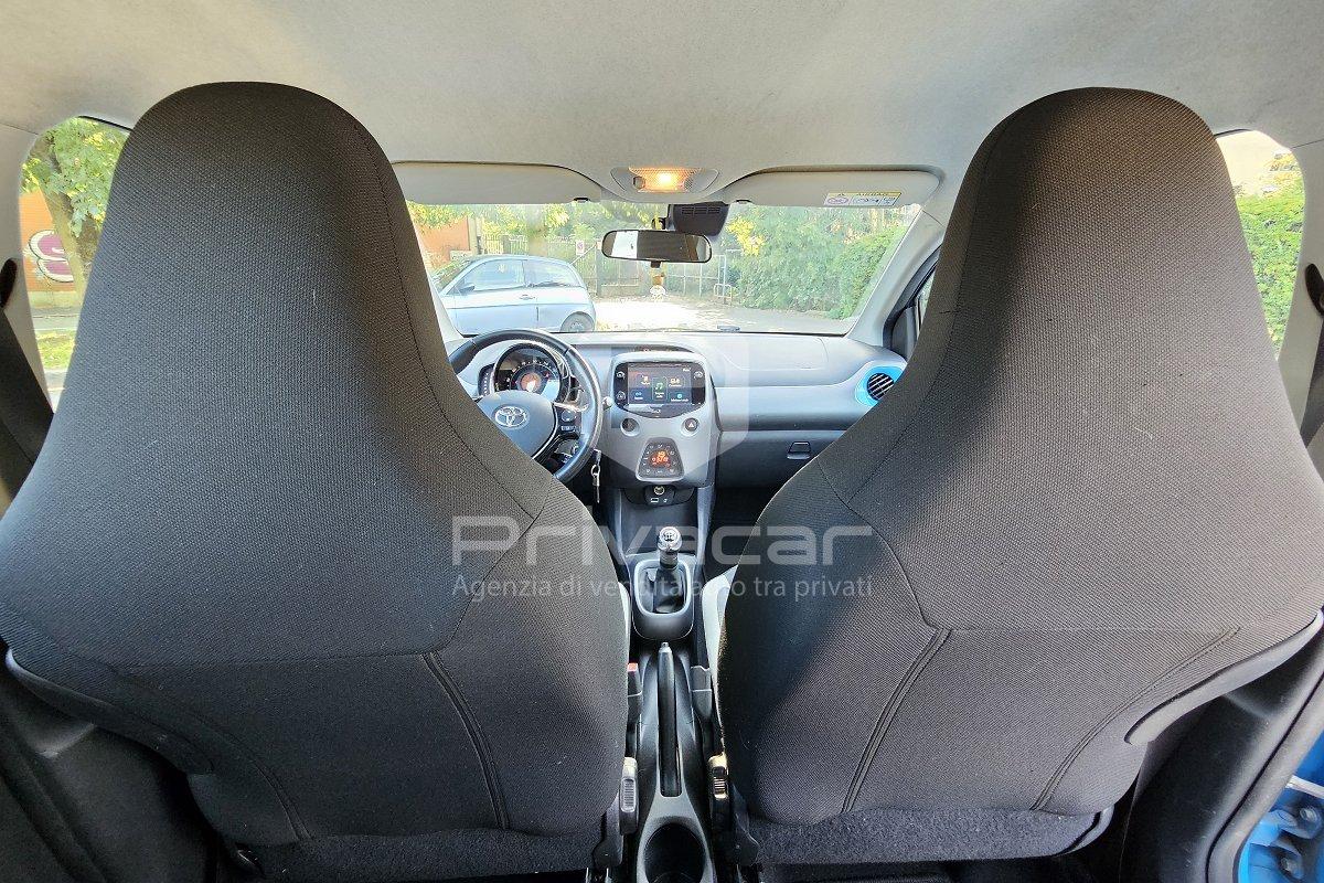 TOYOTA Aygo Connect 1.0 VVT-i 72 CV 5 porte x-play