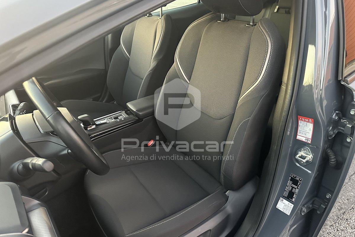 TOYOTA Prius 2.0 Plug-in Hybrid Lounge