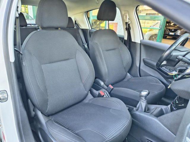 PEUGEOT 208 PureTech 82 5 porte Allure NEOPATENTATI