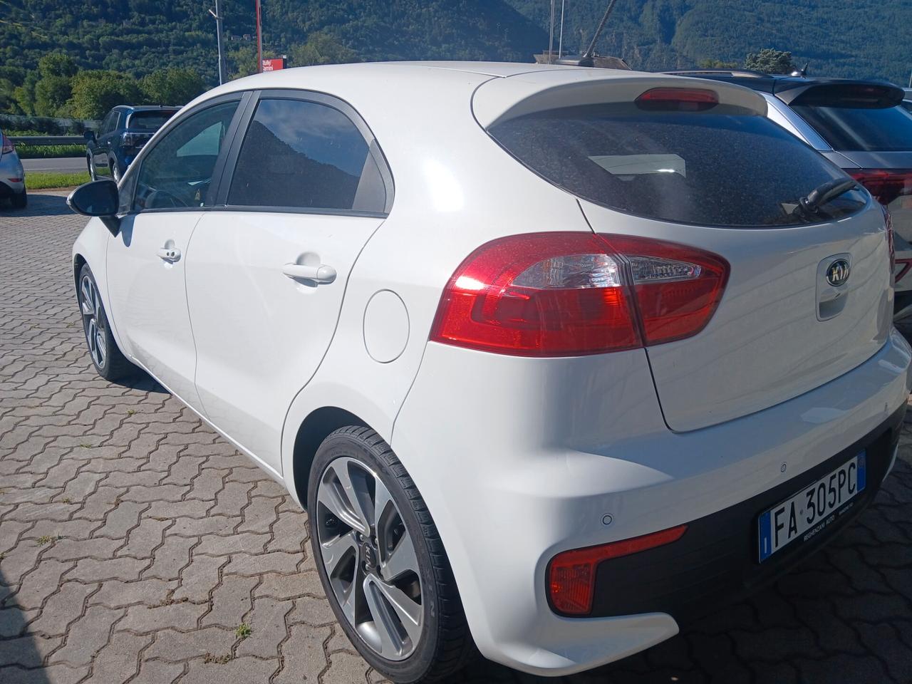 Kia Rio 1.2 CVVT 5p. Cool