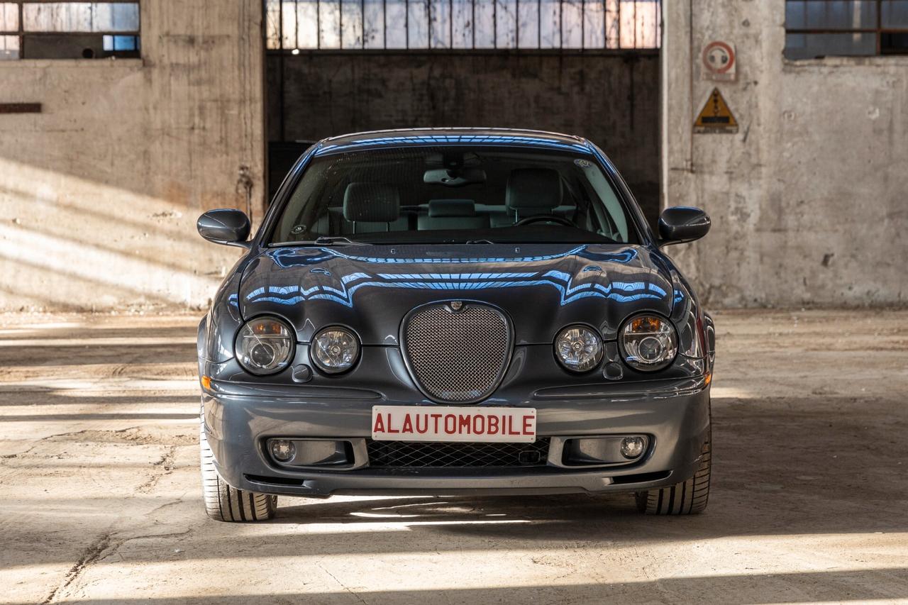 Jaguar S-Type (X202) 4.2 V8 32V cat R