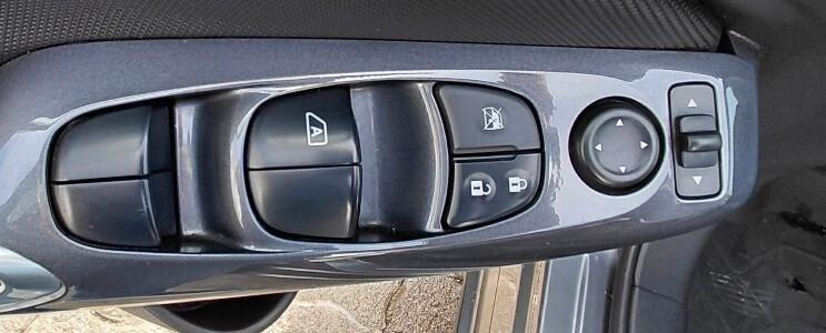 Nissan Juke 1.0 DIG-T 114 CV Tekna