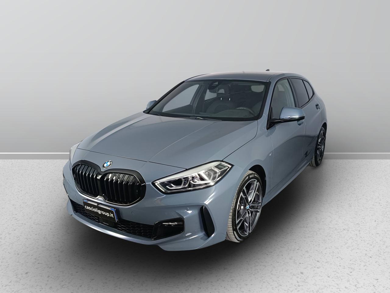 BMW Serie 1 F40 - 118d Msport auto