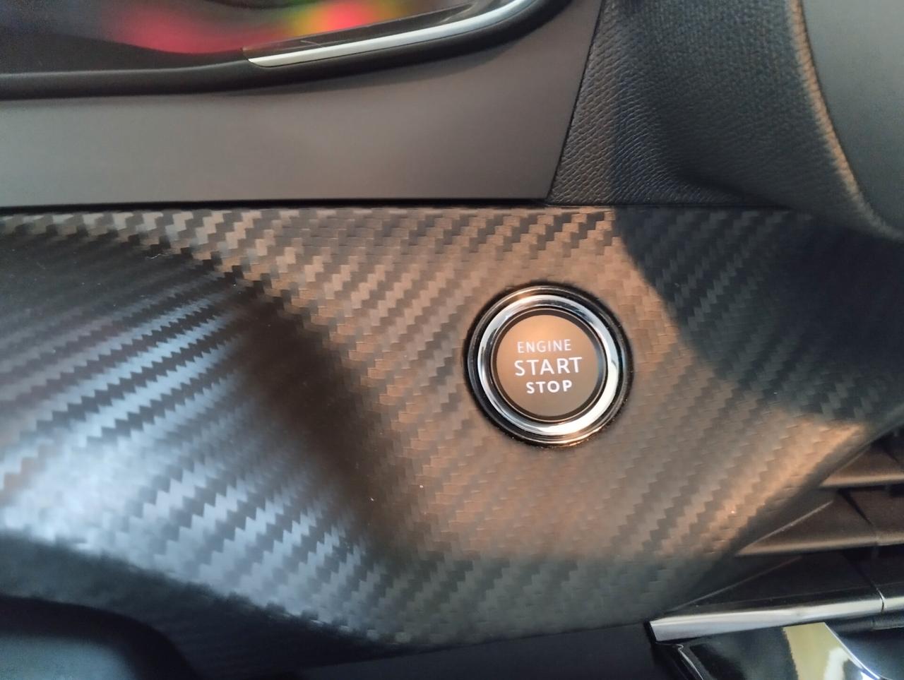 Peugeot 208 motore elettrico 136 CV 5 porte E-Style