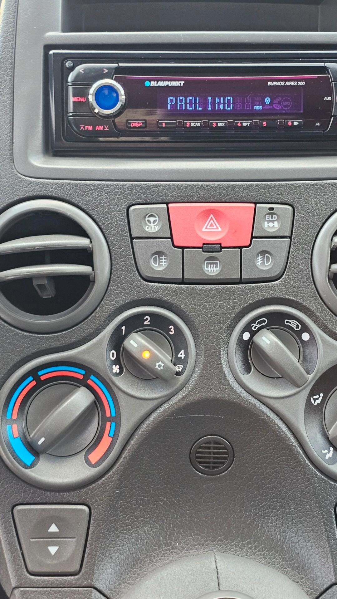 Fiat Panda 1.3 MJT 16V DPF 4x4 Climbing