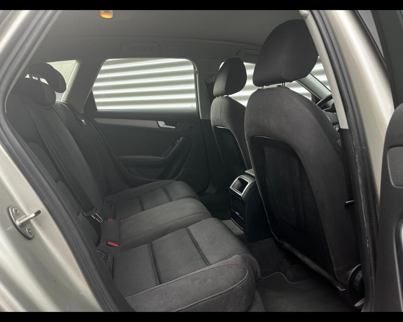 AUDI A4 AVANT 2.0 TDI QUATTRO S-TRONIC ADVANCED