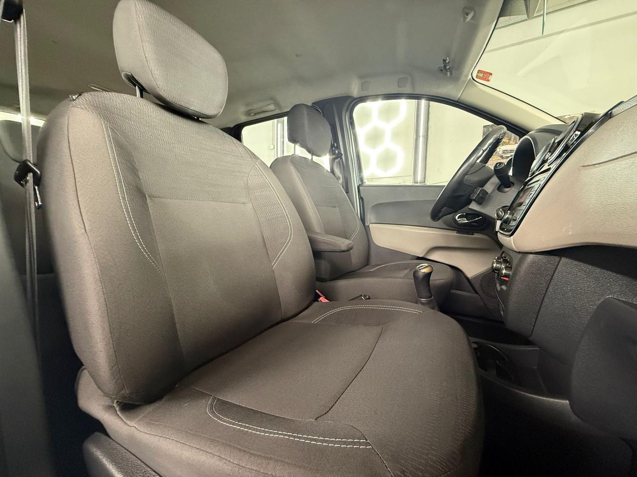 Dacia Lodgy 1.2BENZINA 115CV Start&Stop 7POSTI Prestige