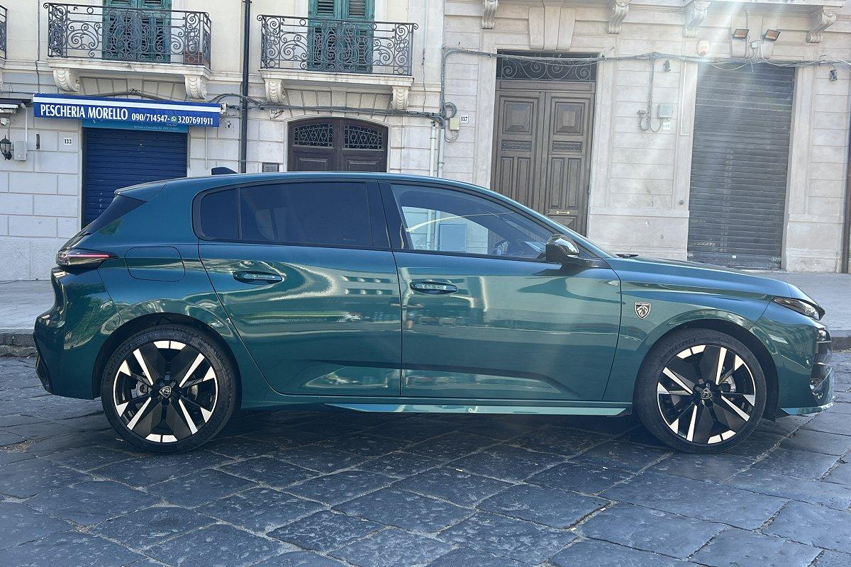 PEUGEOT 308 Hybrid 145 e-DCS6 GT