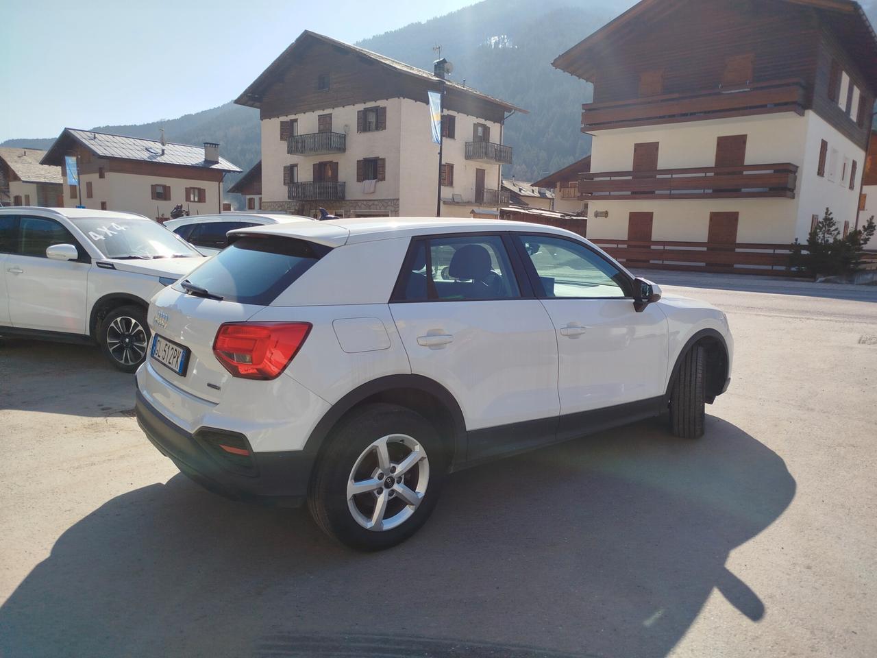 Audi Q2 35 TDI quattro S tronic Business