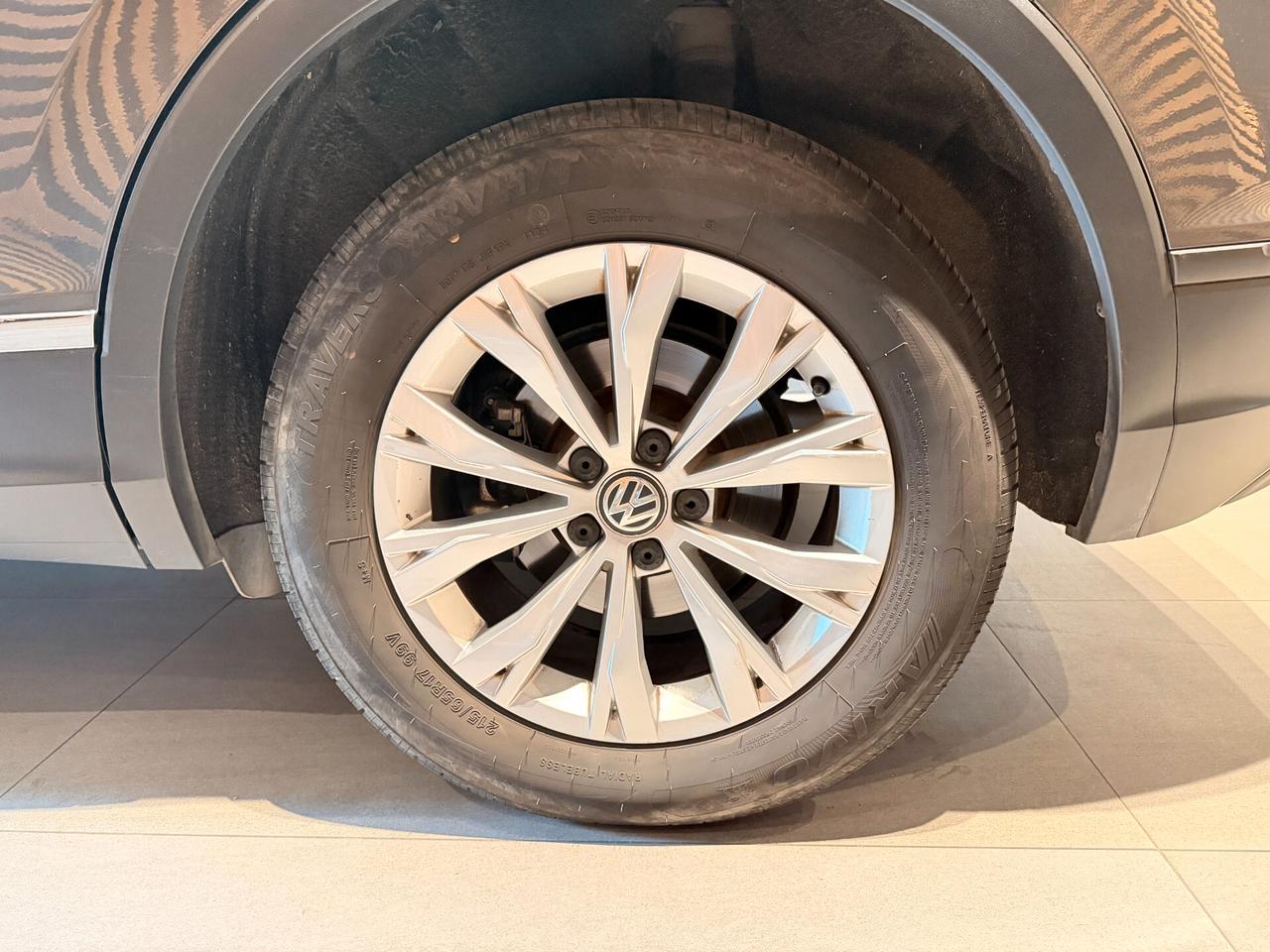 Volkswagen Tiguan 2.0 TDI SCR DSG Business BlueMotion Technology