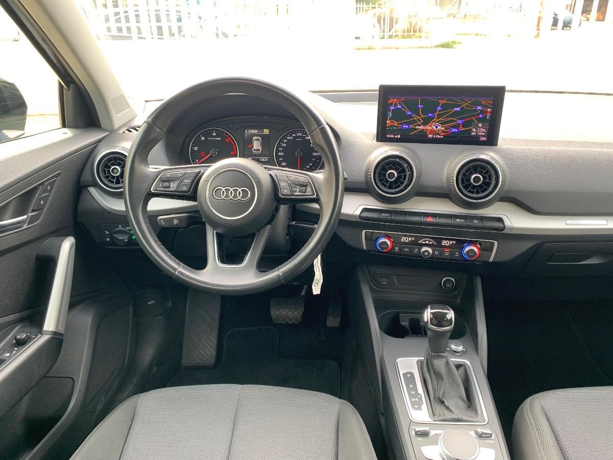 AUDI - Q2 - 35 TDI S tronic Business