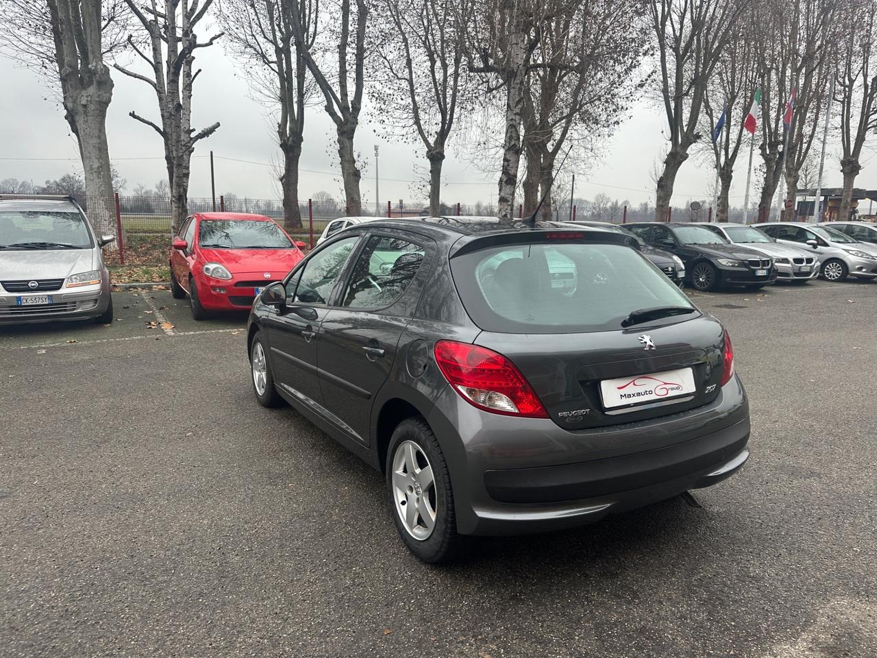 Peugeot 207 1.4 8V 75CV 5p. X Line ECO GPL