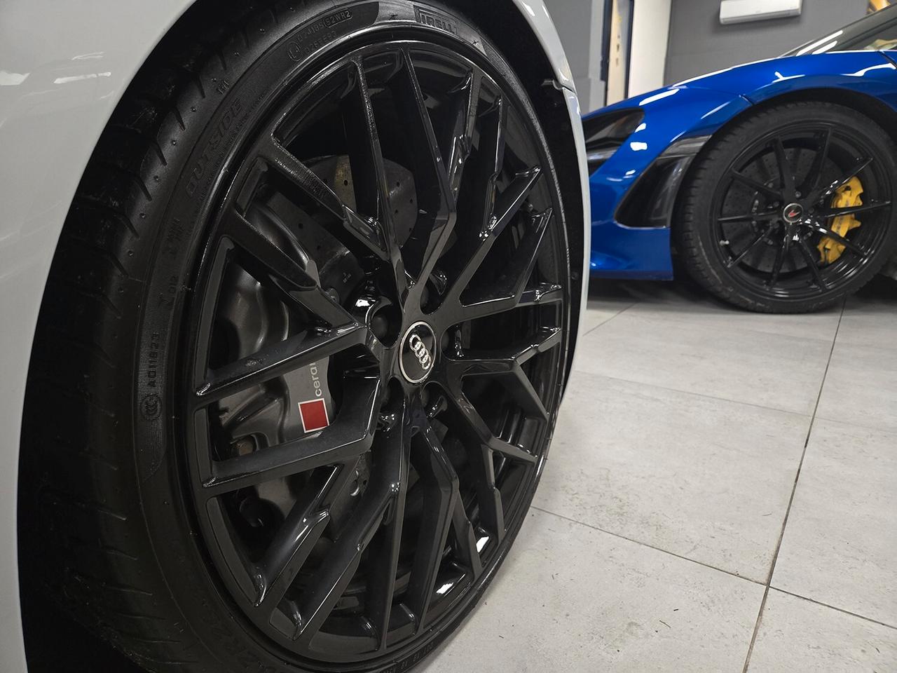 Audi R8 Spyder-FULL SERVICE UNICA 610CV BOLLO RIDOTTO!