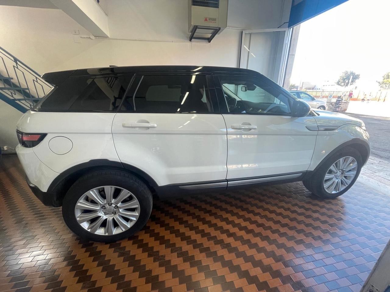 Land Rover Range Evoque 2.0 TD4 150 CV 5p. automatica
