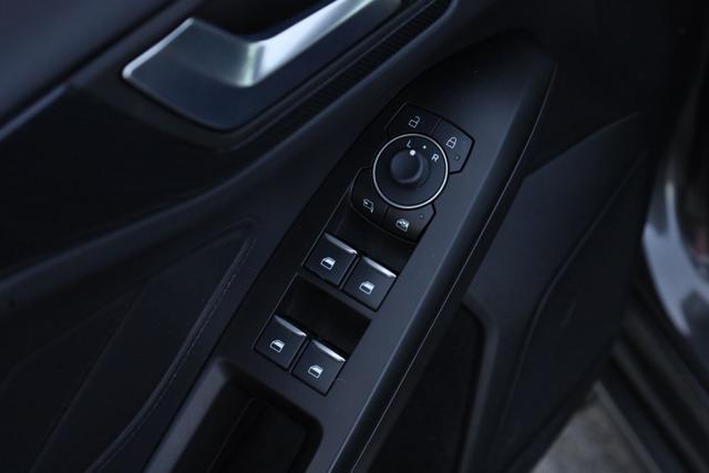 FORD Focus 1.5 EcoBlue 115 CV automatico 5p. ST-Line