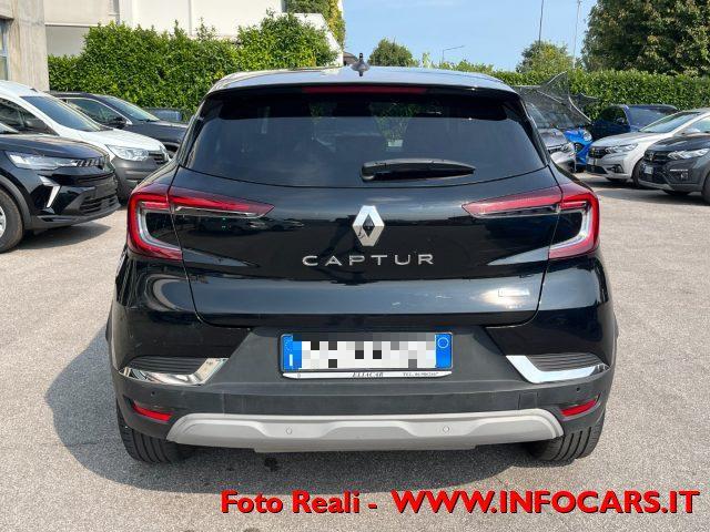 RENAULT Captur Plug-in Hybrid E-Tech 160 CV INTENS PROMO!
