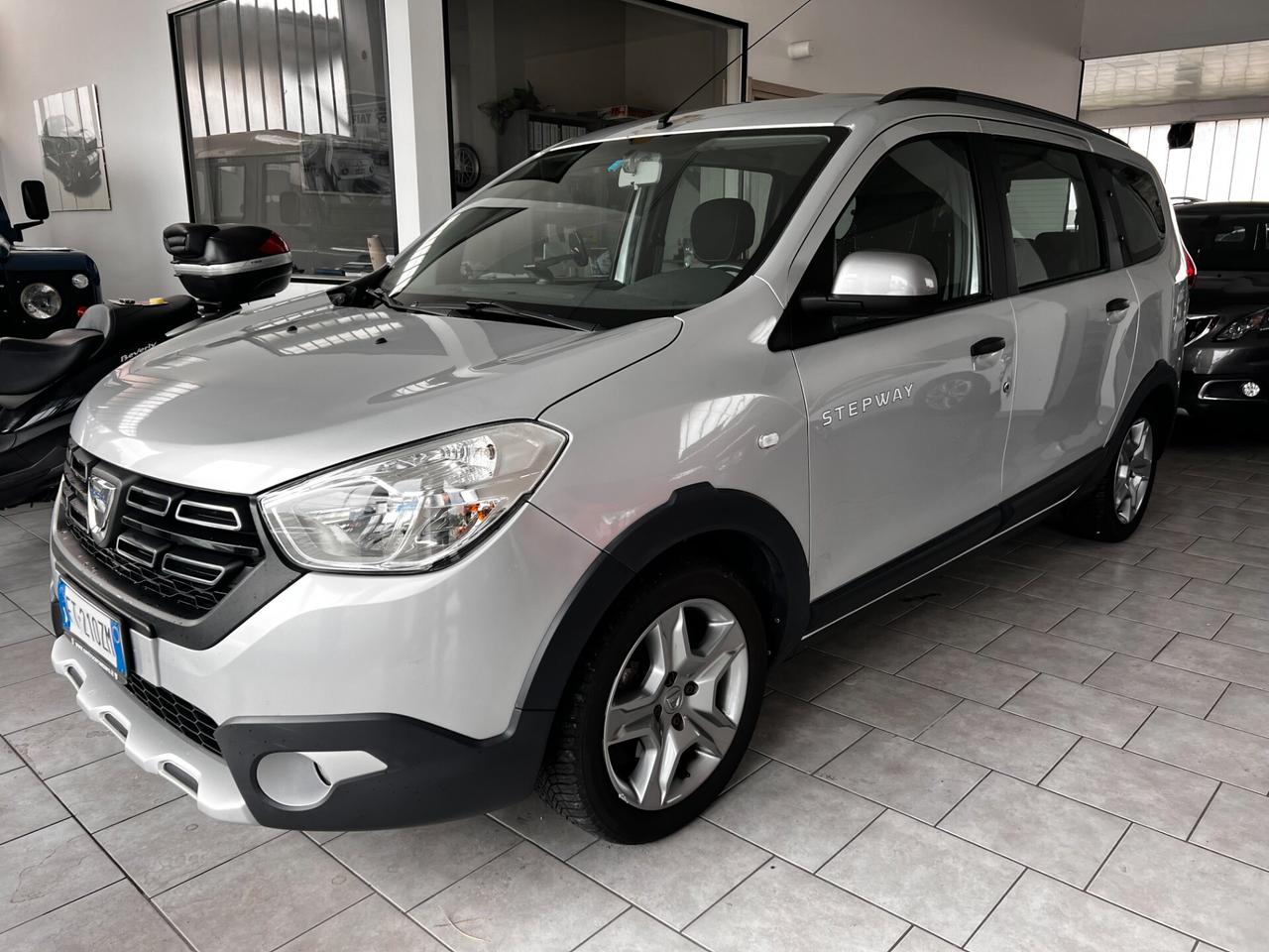 Dacia Lodgy Stepway 1.5 Blue dCi 8V 115CV 7 posti
