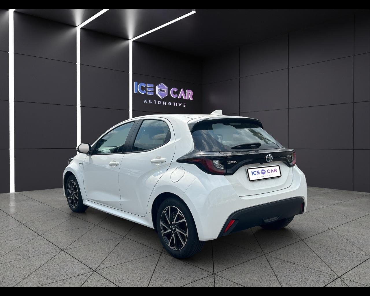 TOYOTA Yaris 4ª serie - Yaris 1.5 Hybrid 5 porte Trend