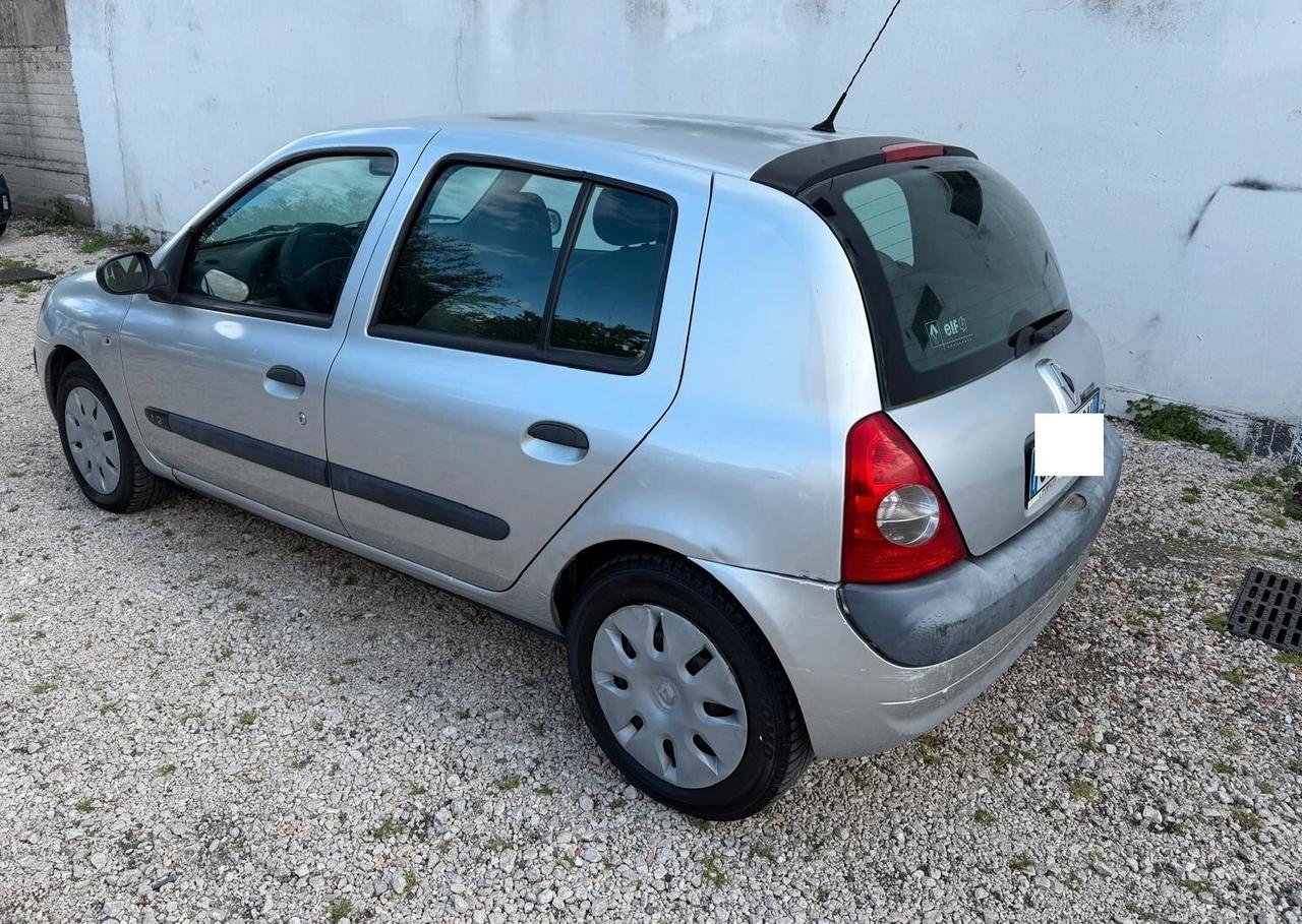Renault Clio 1.2 8v 5 porte 60cv Dynamique-2006
