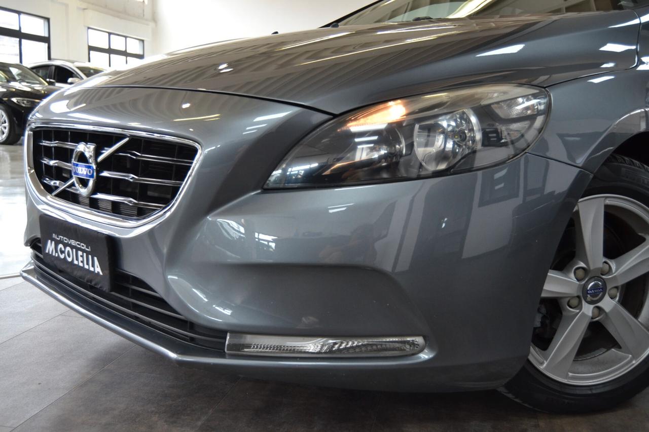 Volvo V40 D2 1.6D Momentum Tagliandi/Navi/Cruise/PDK