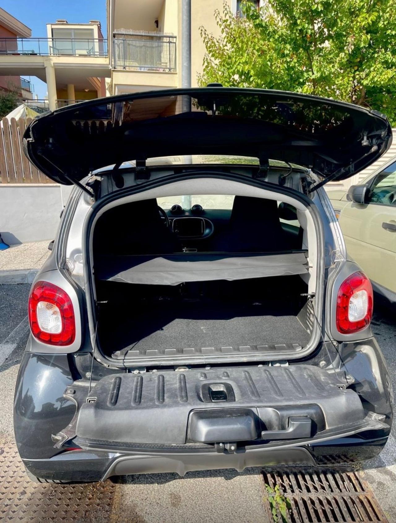 Smart ForTwo 70 1.0 twinamic Super Passion navigatore