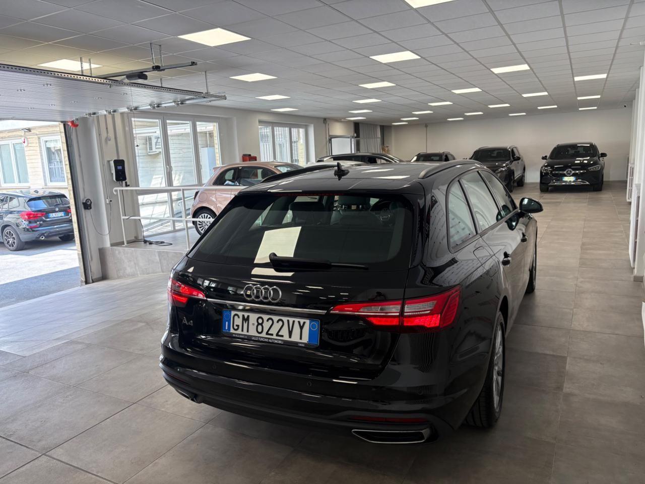 Audi A4 Avant 35 TDI 163 CV S tronic Business FARI LED