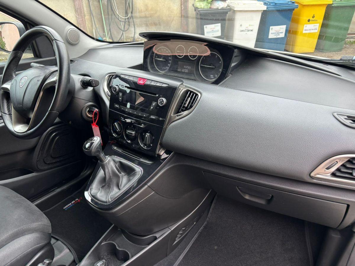 LANCIA Ypsilon 1.3 MJT 16V 95CV 5 porte S&S Gold