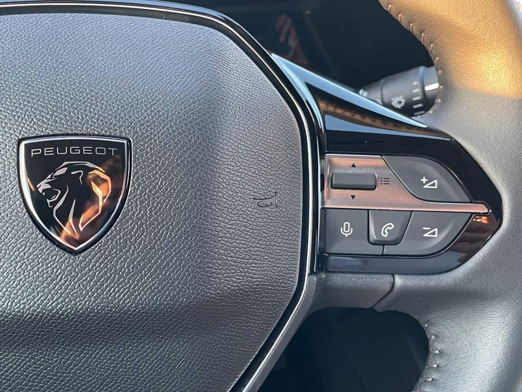 Peugeot 408 1.2 puretech Allure 145cv AUTOMATICA TELECAM 360