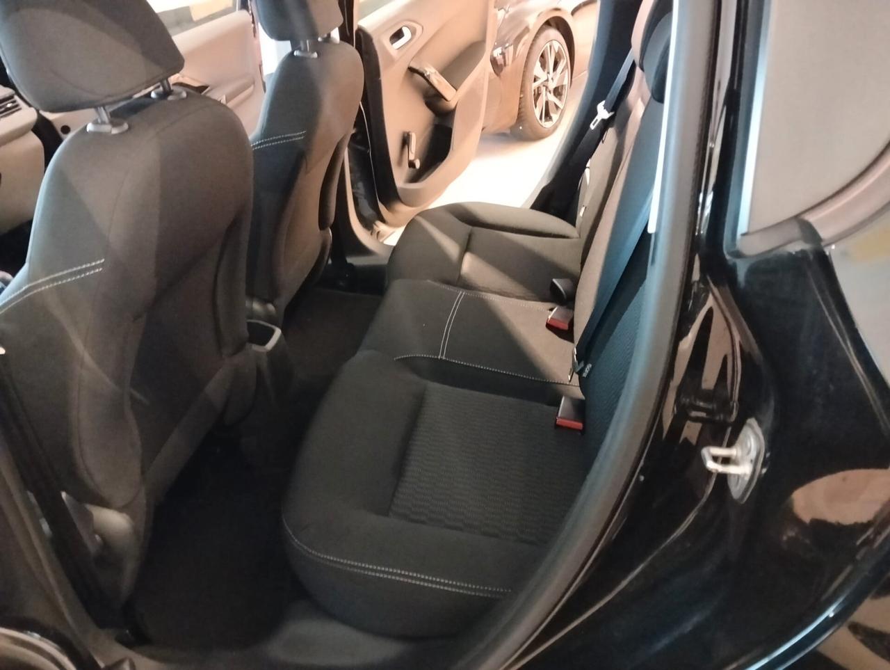 Peugeot 208 BlueHDi 100 Stop&Start 5 porte Active