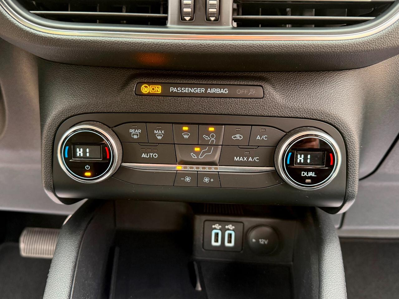 Ford Kuga 1.5 EcoBlue Autom Titanium *NAVI *CAMERA