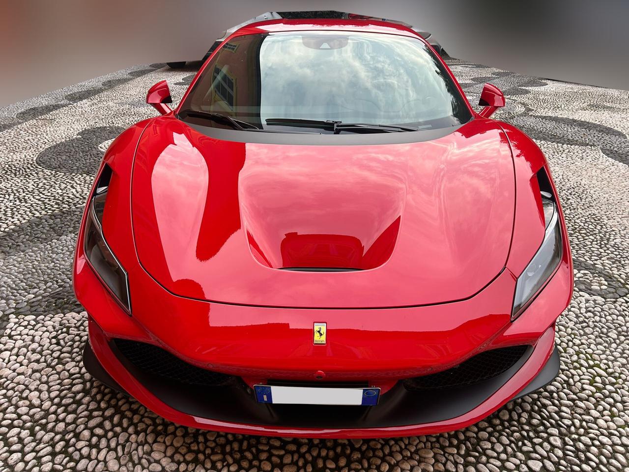 Ferrari F8 Tributo Coupe 3.9